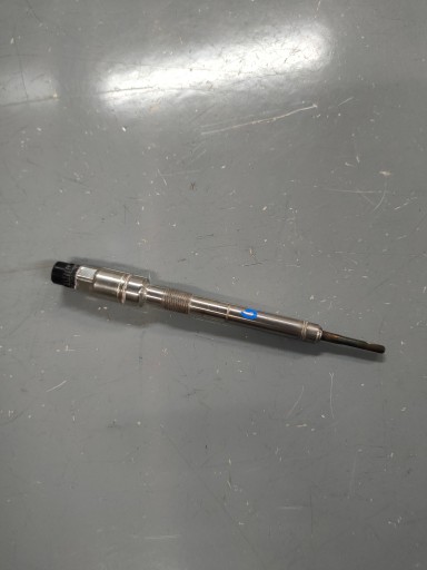 04L905061.C - Audi a4 b9 8w a5 f5 a7 a6 c8 6k q5 80a ii q3 8u свічка розжарювання 04l905061c