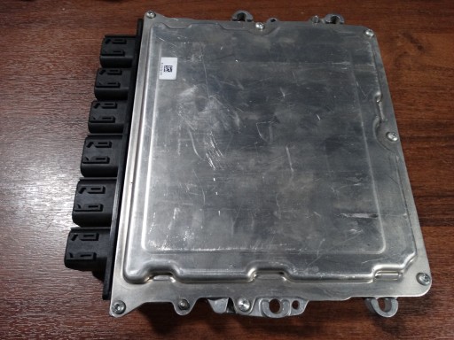 IDEALNY control unit of the engine BMW G30 G11 3,0d 1 9
