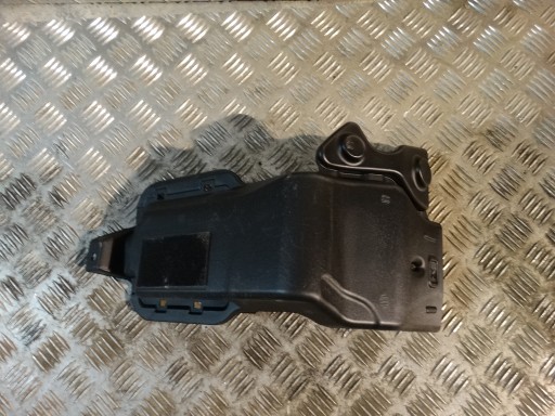 IDEALNY drain air left MERCEDES W223 1