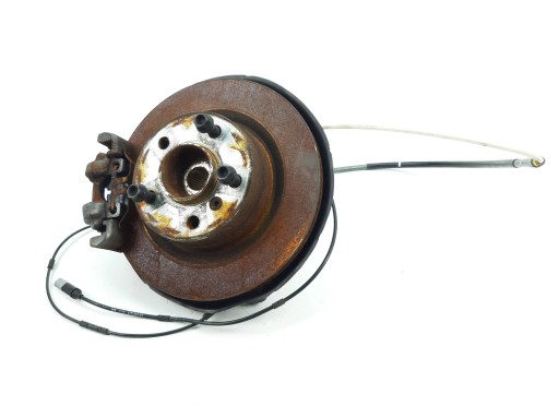 Кулак задній правий bmw f20 f21 f22 6792240