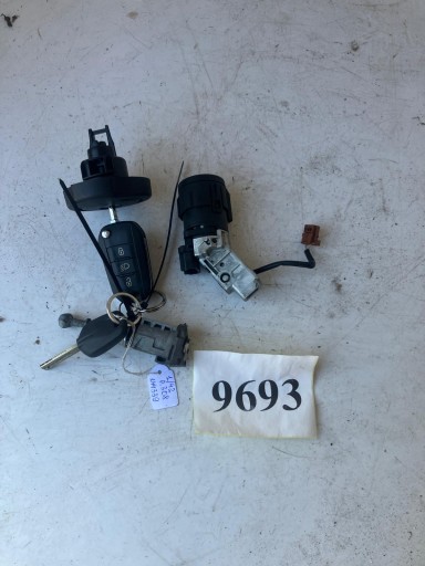 Allumage Insert WLEWKA 2X Clé PEUGEOT 308 T9