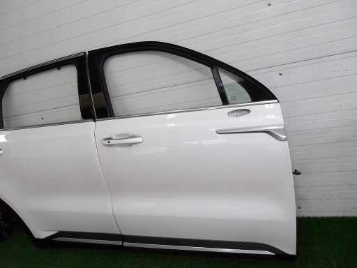 KIA SORENTO IV 20-24 door front and rear. right KOMPLET W colour UD