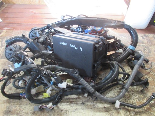 RAV4 IV ГІБРИД ПОВНИЙ СВІТЛОДІОДНИЙ МОТОРНИЙ ВІДСІК