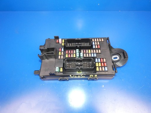 VOLVO V60 II S60 III XC60 II S90 Module fusibles