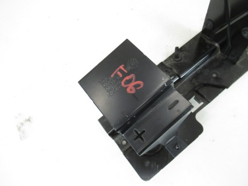 bracket holder of the battery BMW F06