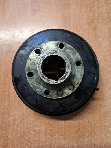 Poulie MERCEDES W201 W124 2,0D OM601 6010300268