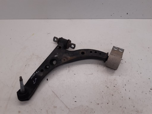 rameno levý předek Opel Astra K