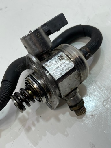 |68475634065313,385 - Топливный насос AUDI A4 B8 1.8 TFSI 06H127025Q
