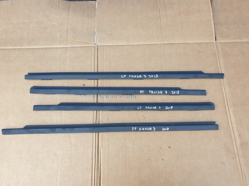 moulding dust door FIAT PANDA III 2012