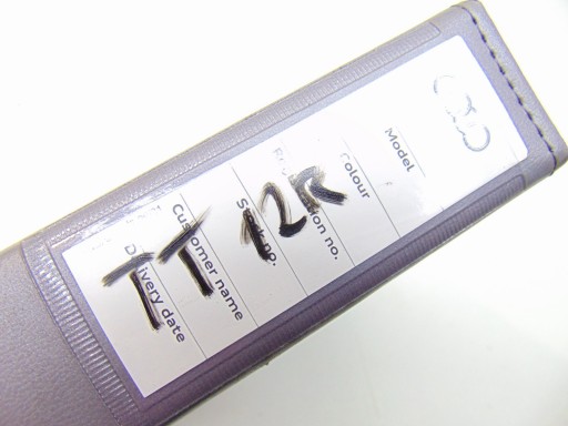 KSIAZKA SERWISOWA ETUI SKORZANE OEM AUDI TT 8J 06