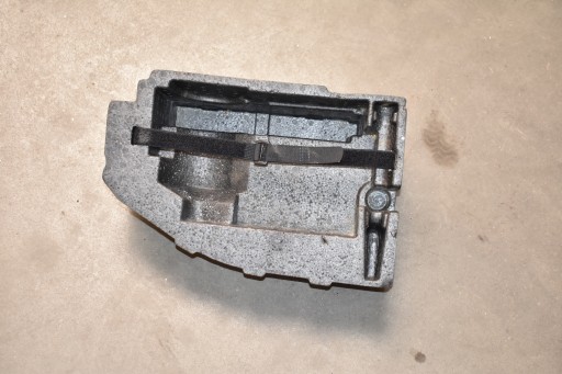IDEALNY polystirene PIANKA boot PORSCHE PANAMERA 971 1
