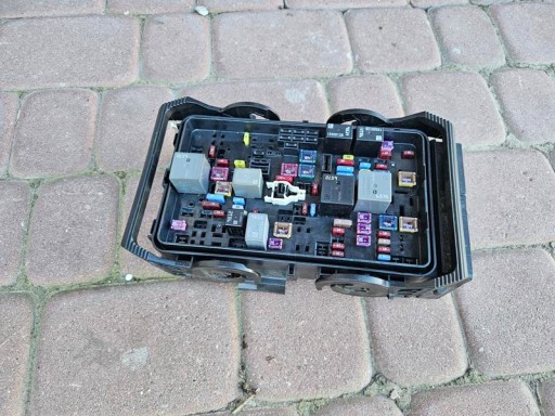 Блок предохранителей 2.0d 174km eu opel insignia b fl 39200663