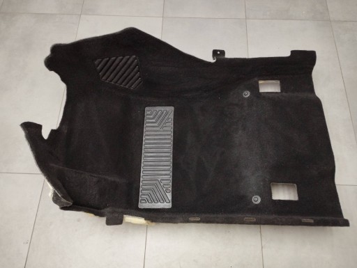 Mercedes B-KLASA W242 carpet left front A2426803700