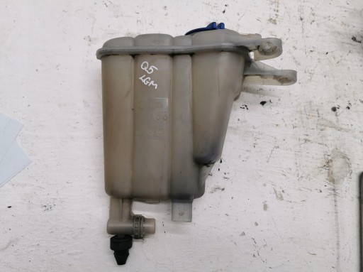 water tank AUDI Q5 8R 8K0121403C 2.0 TDI