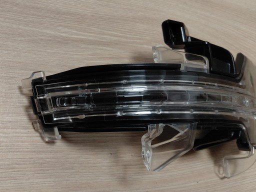 NISSAN X-TRAIL T33 ROGUE Indicateur de direction LED Droit Rétroviseur EUROPA OE