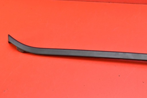 moulding windows front PRZEDNIEJ CZOLOWEJ left 4KE854327 AUDI E-TRON 55 18-21