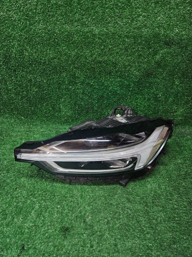 REFLEKTOR ľavý predok VOLVO XC60 II 17- MID LED NR.R1786