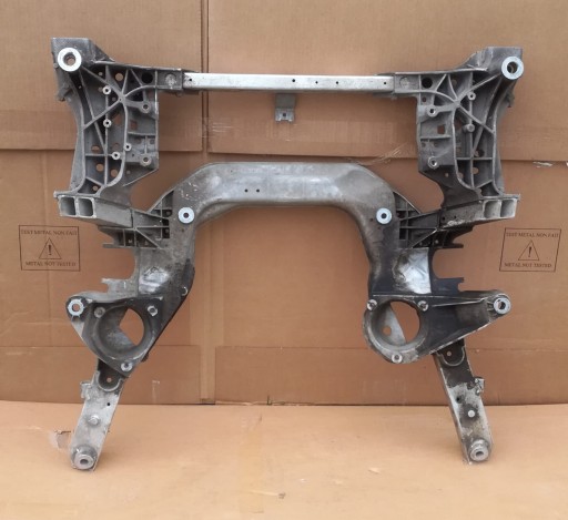 Bmw f10 f11 f01 салазки для коляски передний xdrive 6793017