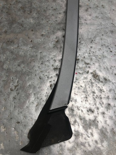 moulding windows CZOLOWEJ left front 792 MERCEDES W212 KOMBI A2126900982