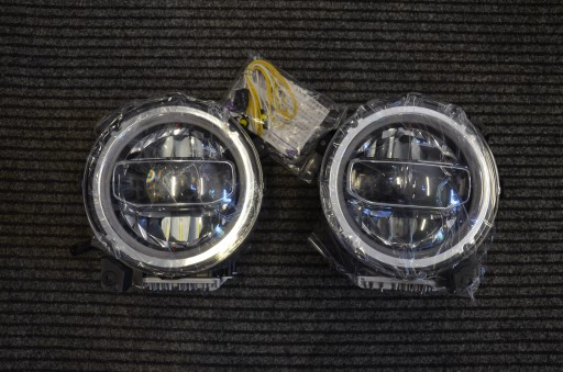 55112882AD 55112879AG - Передні фари в стилі Mopar Jeep Wrangler JL