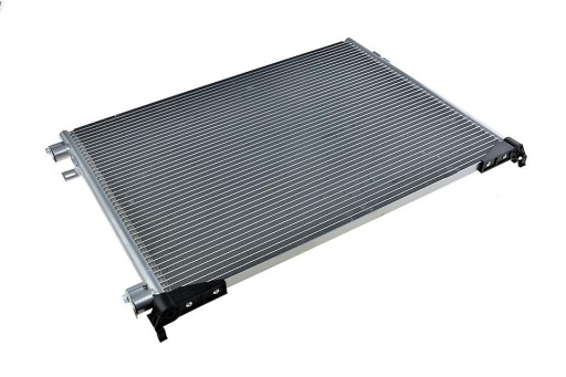 613 939 - РАДИАТОР ОХЛАЖДЕНИЯ RENAULT TRAFFIC II 2.0 DCI 01-