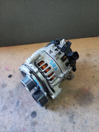 A504F9 - Bmw x2 f39 2020 генератор переменного тока