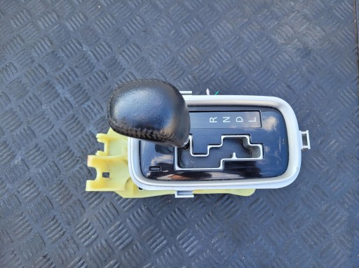 gear lever trim of the gear AUTOMAT MITSUBISHI OUTLANDER 3 III 2.2 DI-D