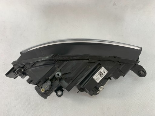 Reflektor left Skoda Scala 19r Fullled 657941015A 03.25
