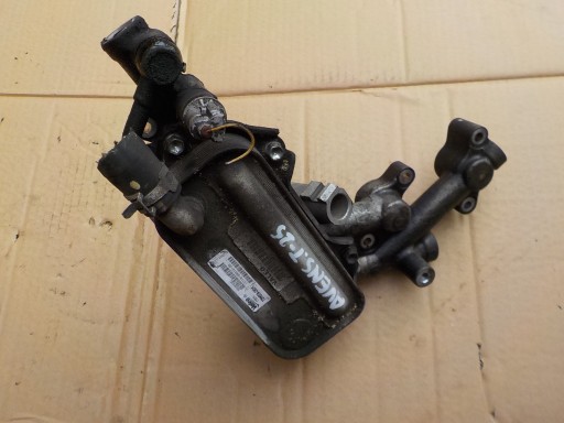 olaj hütö toyota avensis T25 2,0 D4D 15710-0R010-00 2008r