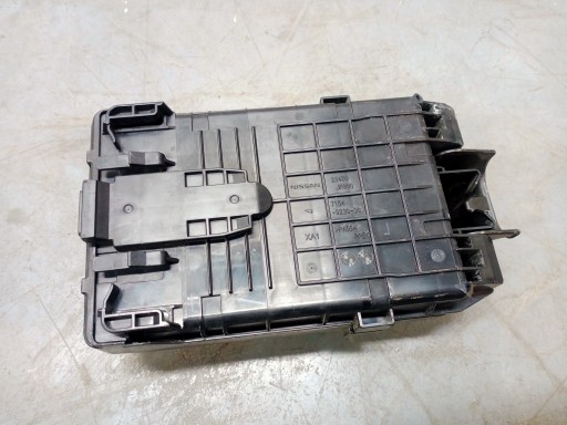 28489 JK000 - NISSAN GTR R35 блок предохранителей