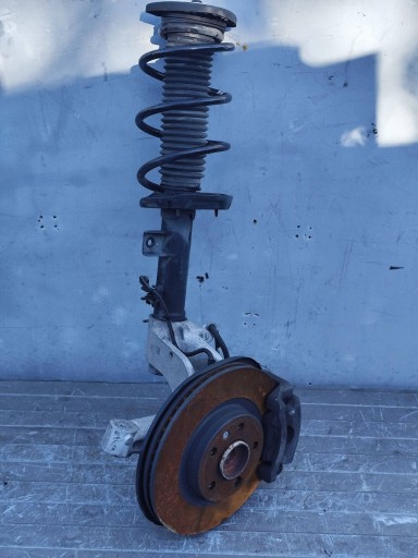 VOLVO XC40 glavčina amortizer prednji desni 32221857 kompletan