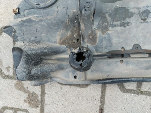 VW Tiguan II 5NA LIFT abdeckung blende abdeckung unterfahrschutz rechts 5QF825202E
