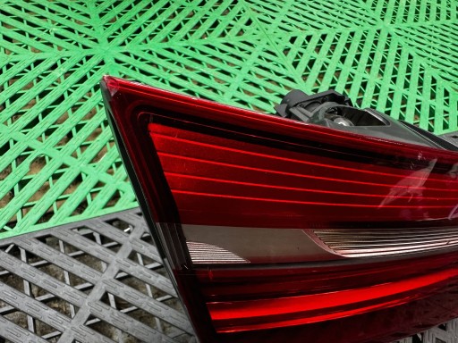 light rear w klapie rear part side left BMW 2 F45 7311031