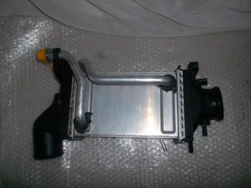 Mercedes a2740900414 w167 w172 w205 w213 w238 w253 воздушный охладитель fv