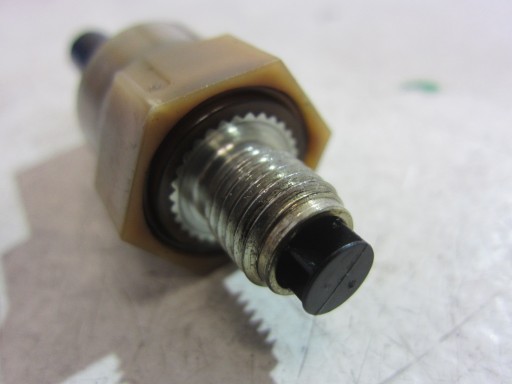 BMW F10 F30 N20 Capteur Pression Huile 7595724