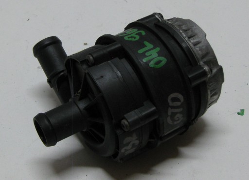 VW GOLF VII 13R Supplementare Pompa ausiliaria acqua motore 04L965567A