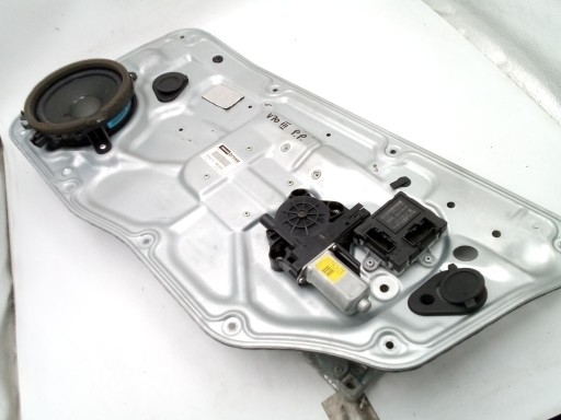 Volvo V70 III 3 window regulator right front front EU