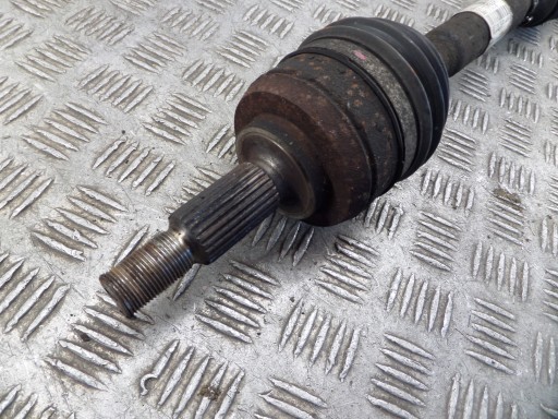 RENAULT CAPTUR and 1.2 TCE AUTOMAT 2013- semi-axis left 391010433R