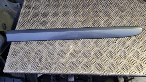 MERCEDES W211 moulding door left rear part 368