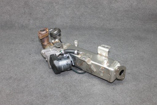 7810751 11717810751 - BMW F20 F30 F32 F07 F10 N47 2.0 D - радиатор EGR