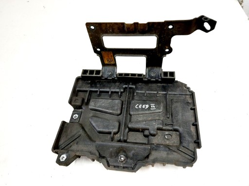 37150-J7000 - Kia Ceed III база корпус акумулятора 21R.