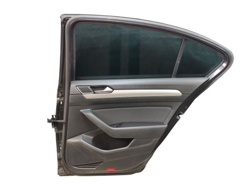 door right rear part VW PASSAT B8 sedan LAK: LB7R (14-19)