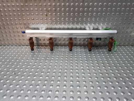 Rampe injection Injecteurs 0280155831 VOLVO S80 et V70 II XC90 et 2.0T 2.4T T6