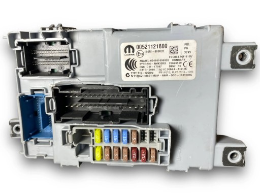 Fiat 500 БЛОК ПРЕДОХРАНИТЕЛЕЙ BSI МОДУЛЬ 00521121800