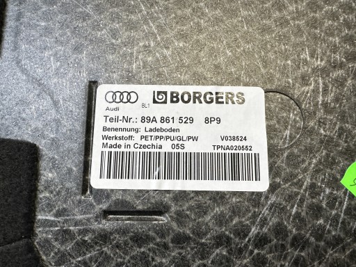 AUDI Q4 ETRON KOBERCE PODLAHA kufru 89A861529