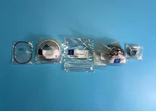 W204 A0003570900 - Новый оригинальный MERCEDES E Class W212 полуосевой шарнир ремонтный комплект