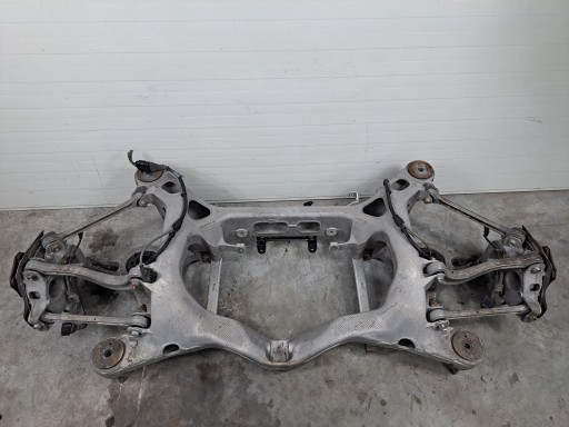 Задняя балка подвески porsche panamera gts 970