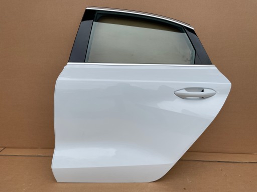 8Y5833051A - Двері задні ліві audi a3 s3 8y седан колір ls9r скло 2021р