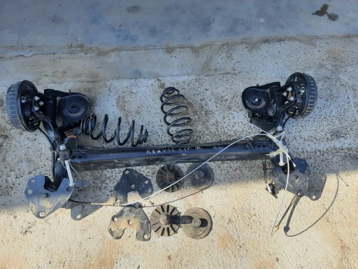 Kangoo 1.5dci 18r задня підвіска балка задній міст