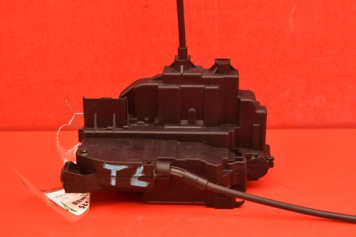 lock door left rear part rear EU 825030032R RENAULT MEGANE SCENIC 3 III 09-12
